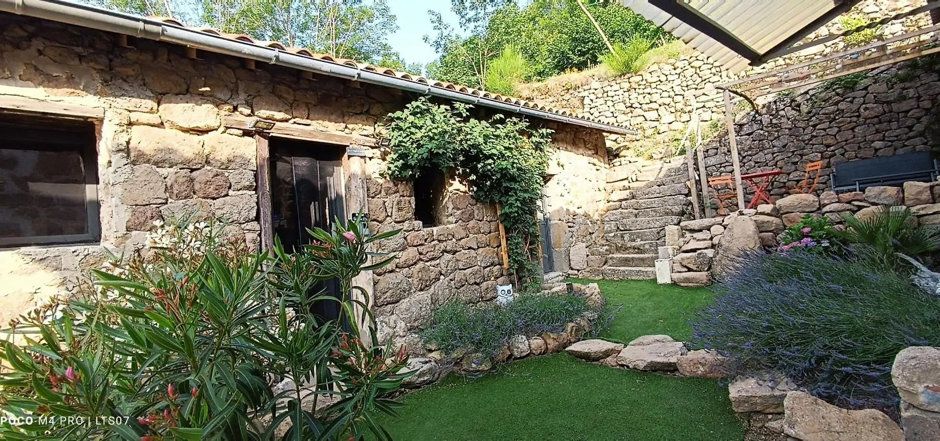 Le Temps Suspendu Villa Saint-Pierreville France
